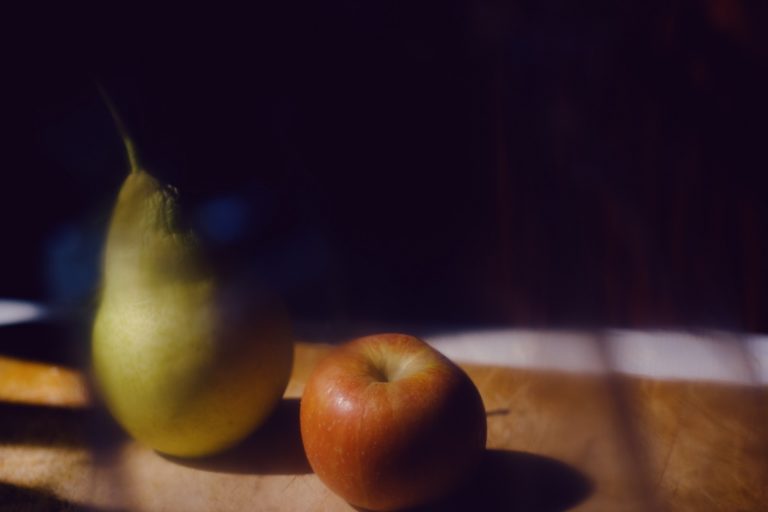 Appel-perencrumble met een twist van kruidnoten