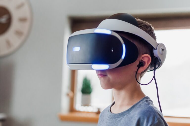 Zo kan een virtual reality bril in jouw bedrijf passen